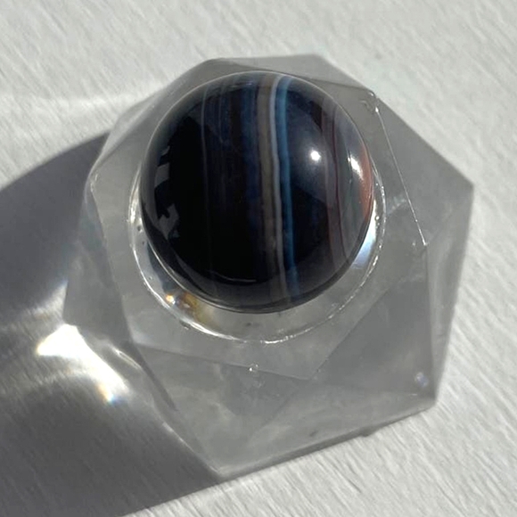 Banded Agate Mini Crystal Sphere - I - Picture 3 of 5